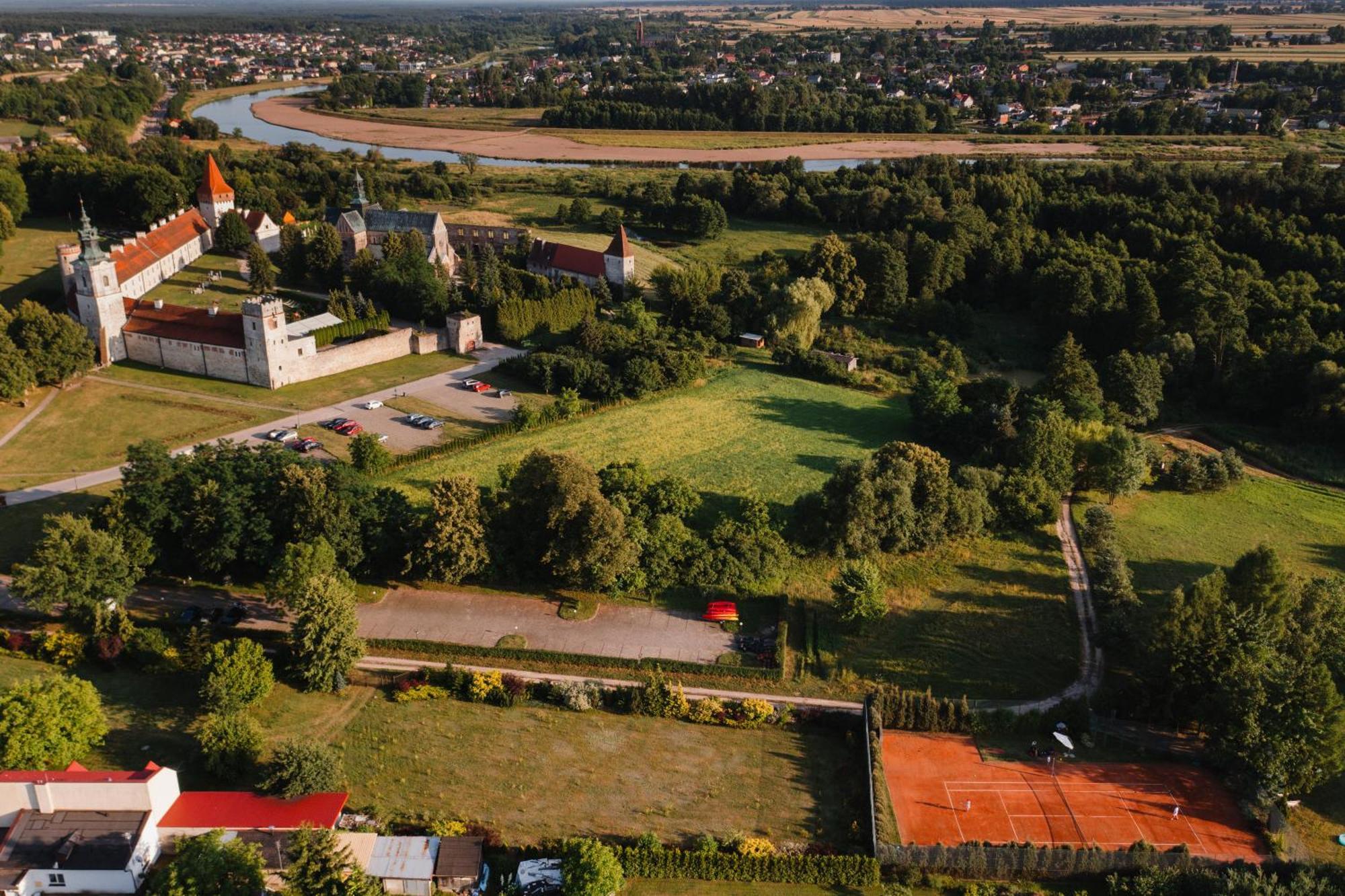 Best Western Plus Hotel Podklasztorze Sulejów Exterior foto